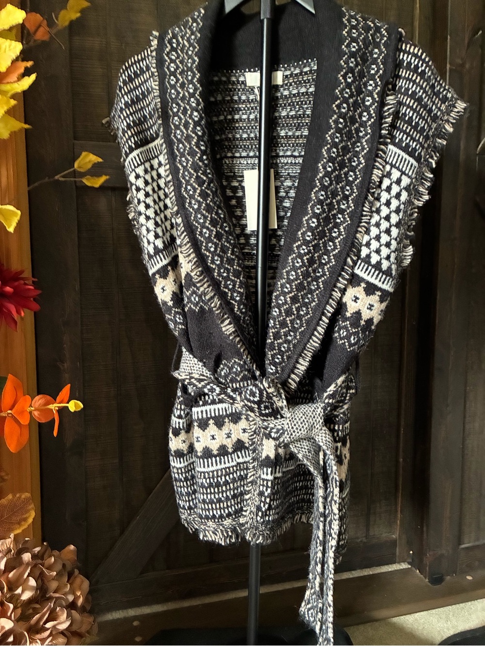 Elan Black and Cream Patterned Belted Knit Vest